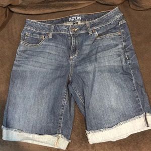 Denim Bermuda Shorts. Apt 9